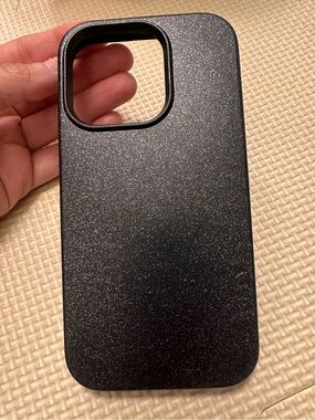 Casely Black Glitter MagSafe Case for iPhone 14 Pro | Genuine